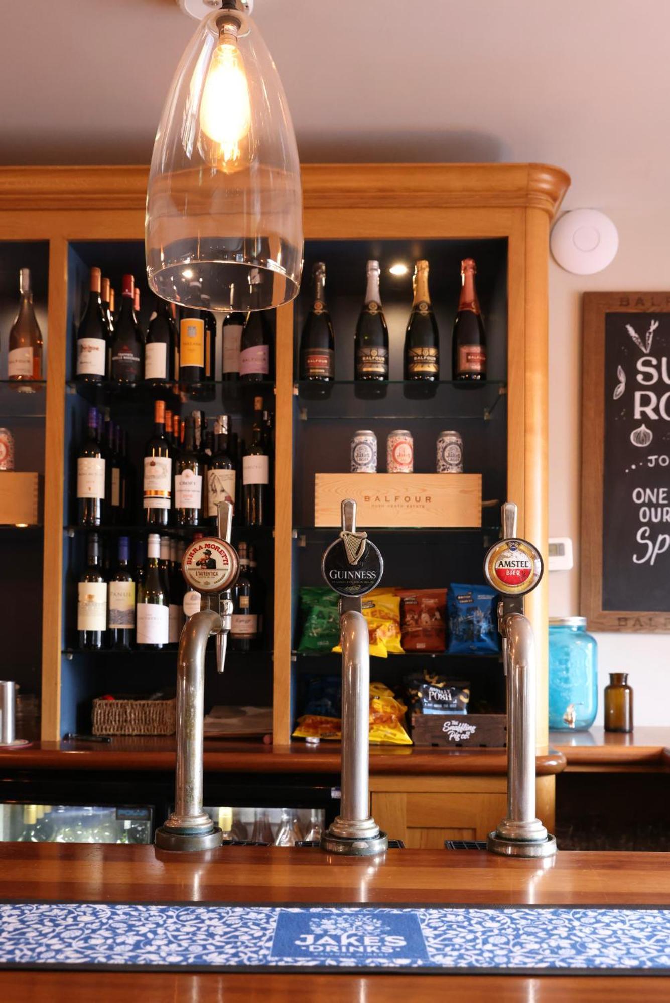 The Goudhurst Inn Ngoại thất bức ảnh